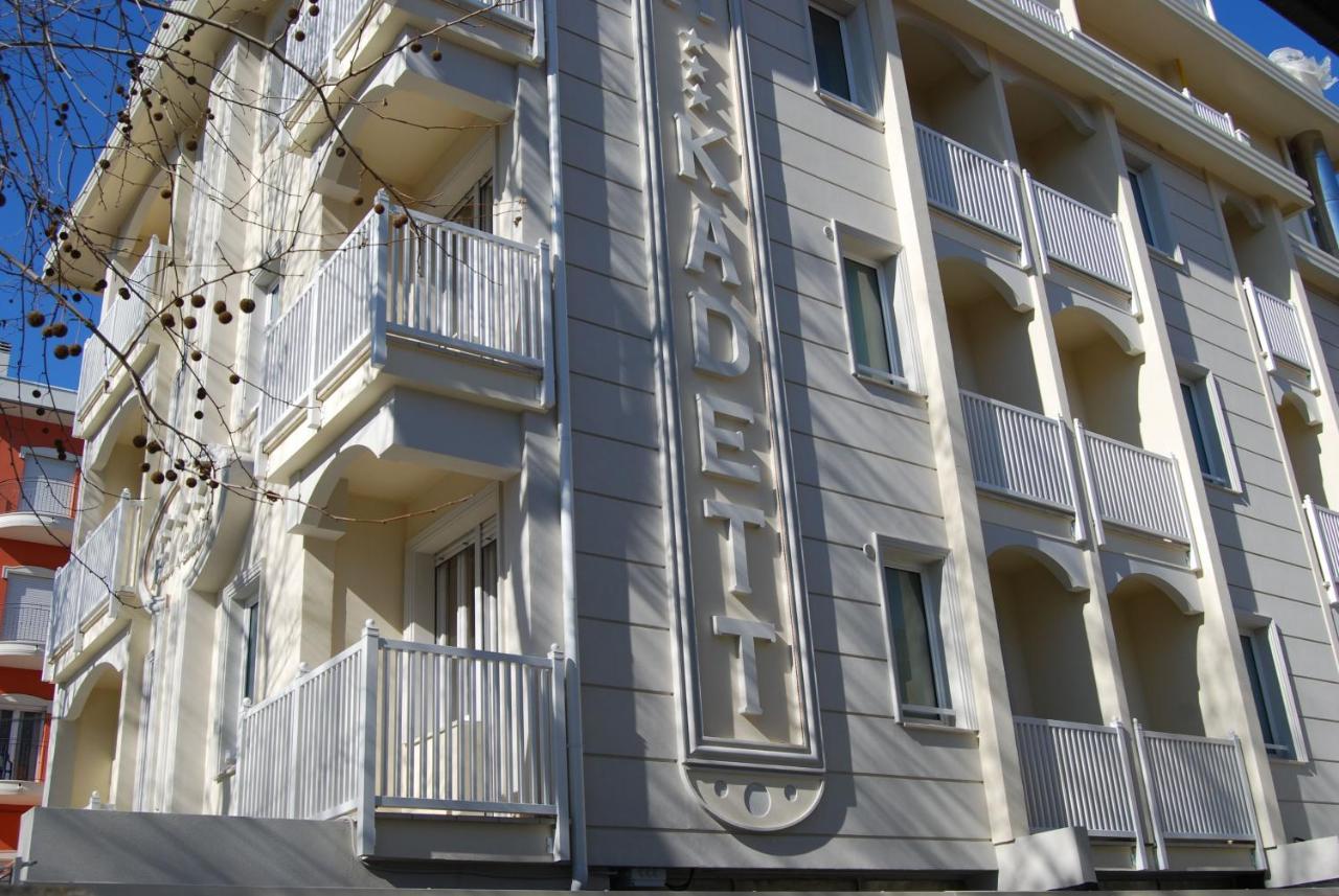 Hotel Kadett Rimini Exterior photo